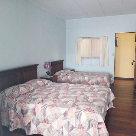 Hotel Las Brumas Cartago Exterior foto