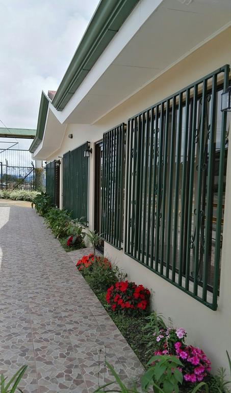 Hotel Las Brumas Cartago Exterior foto