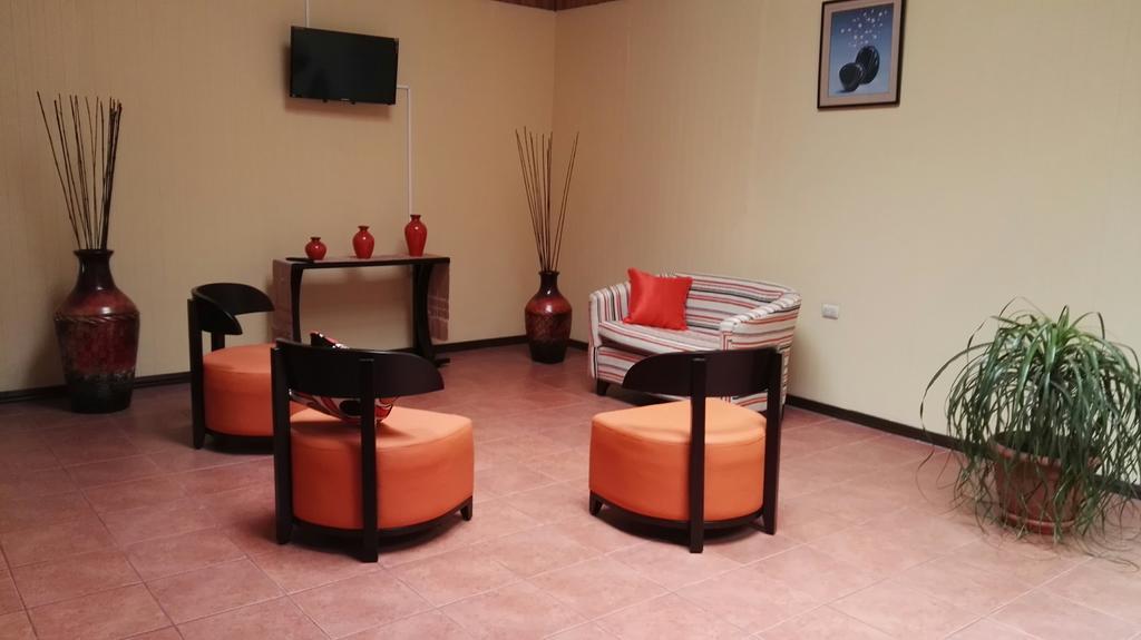 Hotel Las Brumas Cartago Exterior foto